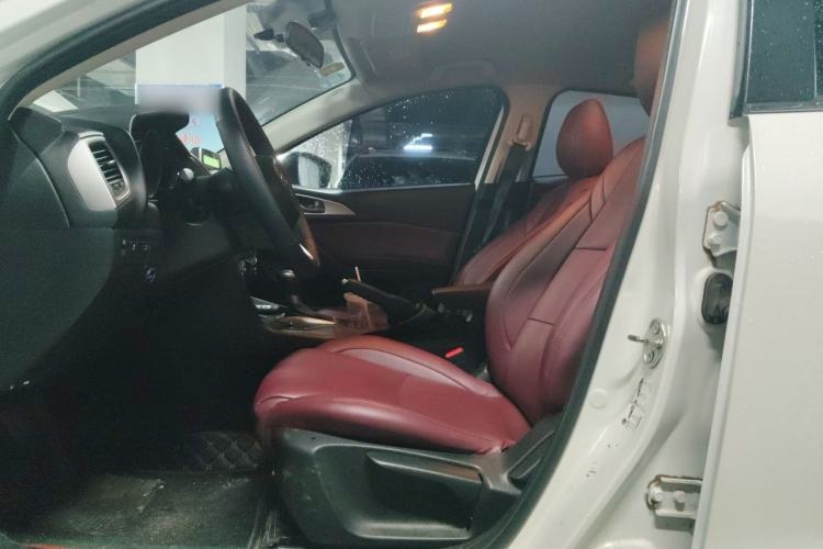 Used Mazda 3 Axela 2017 Sedan 1.5L Automatic Comfort Model China VI Standard Left Front Seat