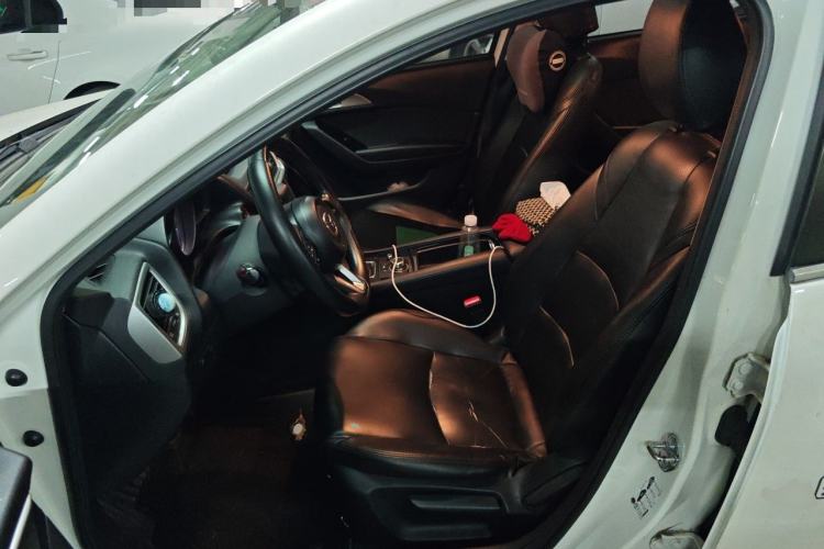 Used Mazda 3 Axela 2017 Sedan 1.5L Automatic Luxury Model Emission Standard China V Left Front Seat