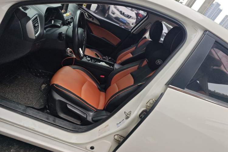 Used Mazda 3 Axela 2017 Sedan 1.5L Automatic Luxury Model Emission Standard China V Left Front Seat