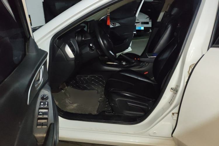 Used Mazda 3 Axela 2017 Sedan 1.5L Automatic Comfort Model Emission Standard China V Left Front Seat