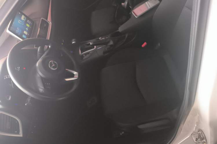 Used Mazda 3 Axela 2017 Sedan 1.5L Automatic Comfort Model Emission Standard China V Left Front Seat