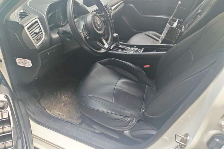 Used Mazda 3 Axela 2017 Sedan 1.5L Automatic Luxury Model Emission Standard China V Left Front Seat