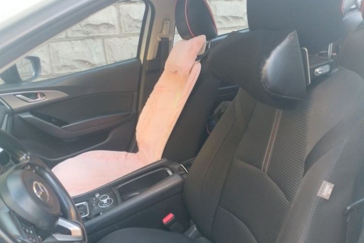 Used Mazda 3 Axela 2017 Sedan 1.5L Automatic Luxury Model Emission Standard China V Left Front Seat
