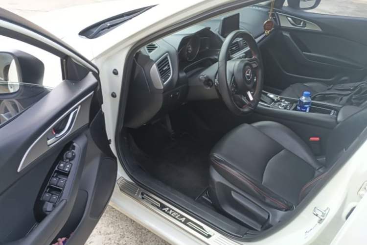 Used Mazda 3 Axela 2017 Hatchback 2.0L Automatic Luxury Model Emission Standard China V Left Front Seat