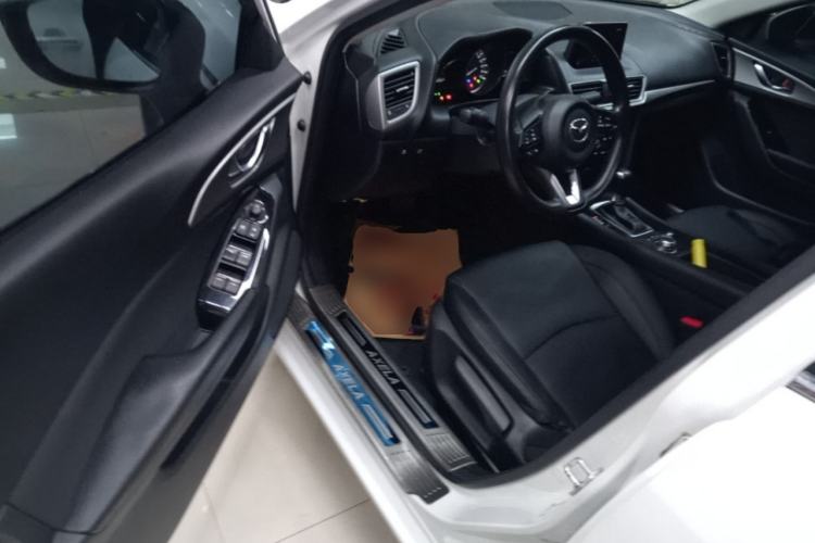 Used Mazda 3 Axela 2017 Sedan 1.5L Automatic Luxury Model Emission Standard China V Left Front Seat