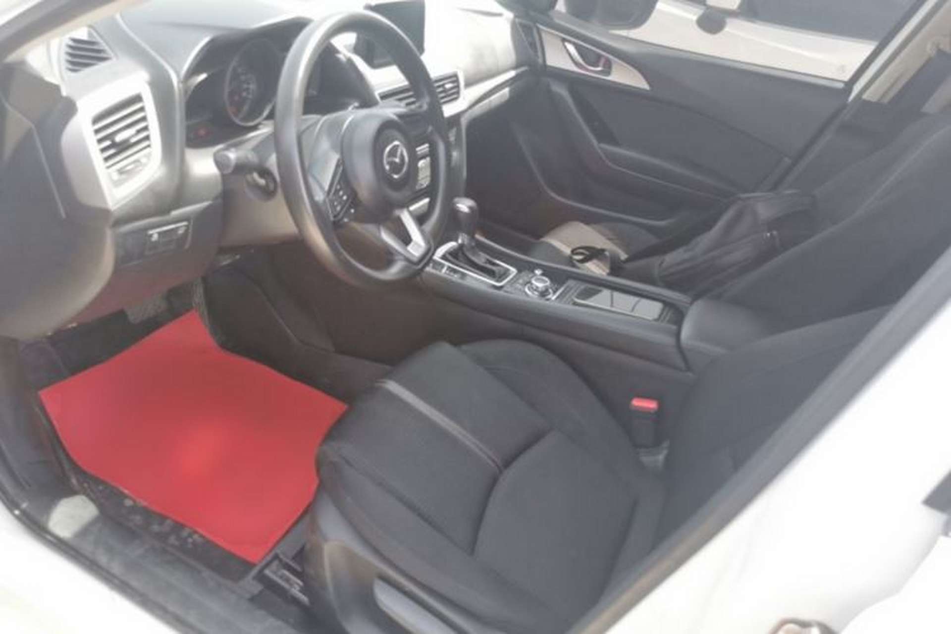 Used Mazda 3 Axela 2017 Sedan 1.5L Automatic Luxury Model Emission Standard China V Left Front Seat