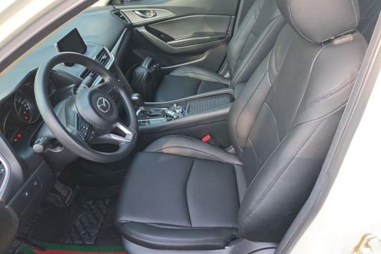 Used Mazda 3 Axela 2017 Sedan 1.5L Automatic Luxury Model Emission Standard China V Left Front Seat