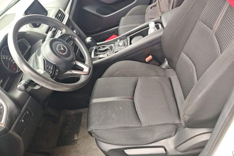Used Mazda 3 Axela 2017 Hatchback 1.5L Automatic Luxury Model Emission Standard China V Left Front Seat