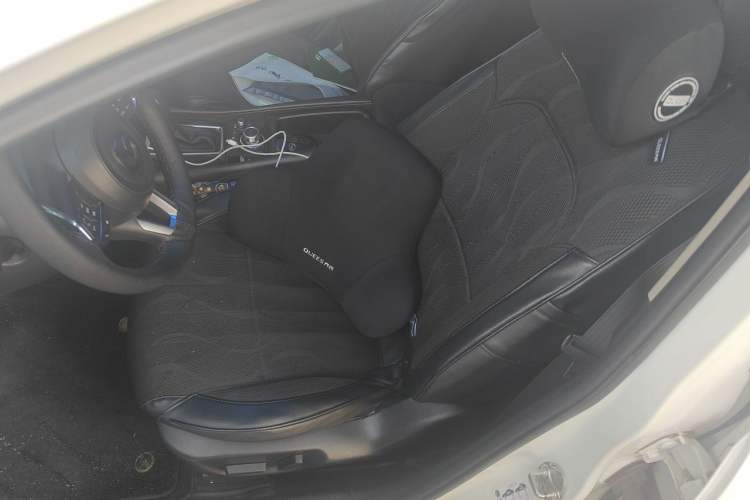 Used Mazda 3 Axela 2017 Hatchback 2.0L Automatic Sport Model China V Emission Standard Left Front Seat
