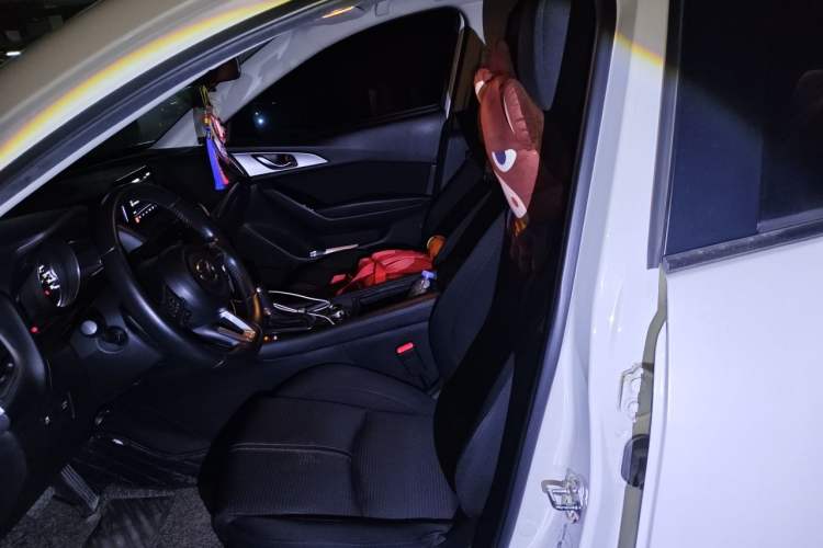 Used Mazda 3 Axela 2017 Hatchback 2.0L Automatic Luxury Model Emission Standard China V Left Front Seat