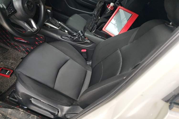 Used Mazda 3 Axela 2017 Sedan 1.5L Automatic Comfort Model Emission Standard China V Left Front Seat