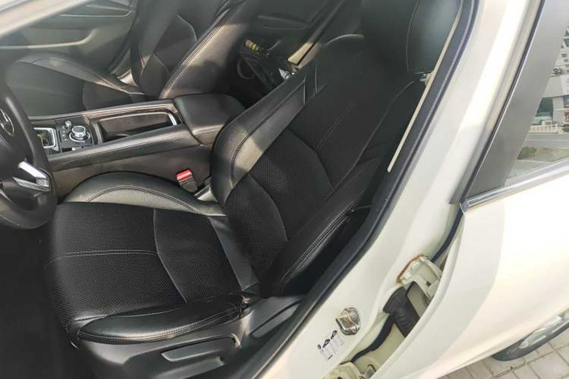 Used Mazda 3 Axela 2017 Sedan 1.5L Automatic Luxury Model Emission Standard China V Left Front Seat