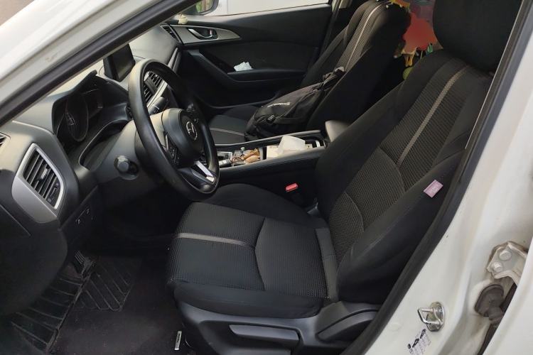 Used Mazda 3 Axela 2017 Sedan 1.5L Automatic Luxury Model Emission Standard China V Left Front Seat