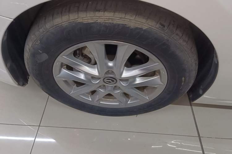 Used Mazda 3 Axela 2017 Sedan 1.5L Automatic Comfort Model Emission Standard China V Left Front Wheel Hub