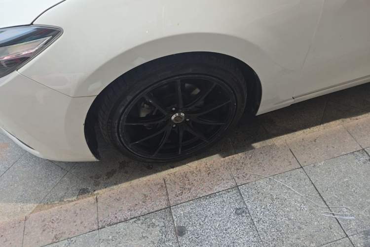 Used Mazda 3 Axela 2017 Hatchback 1.5L Automatic Comfort Model Emission Standard China V Left Front Wheel Hub
