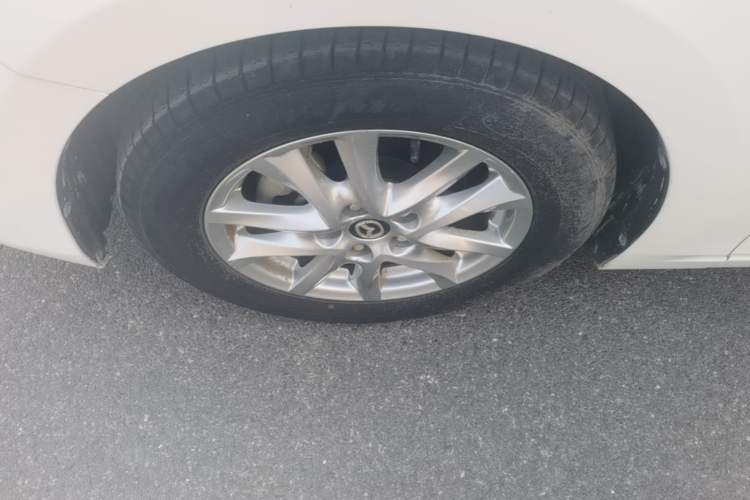 Used Mazda 3 Axela 2017 Sedan 1.5L Automatic Comfort Model Emission Standard China V Left Front Wheel Hub