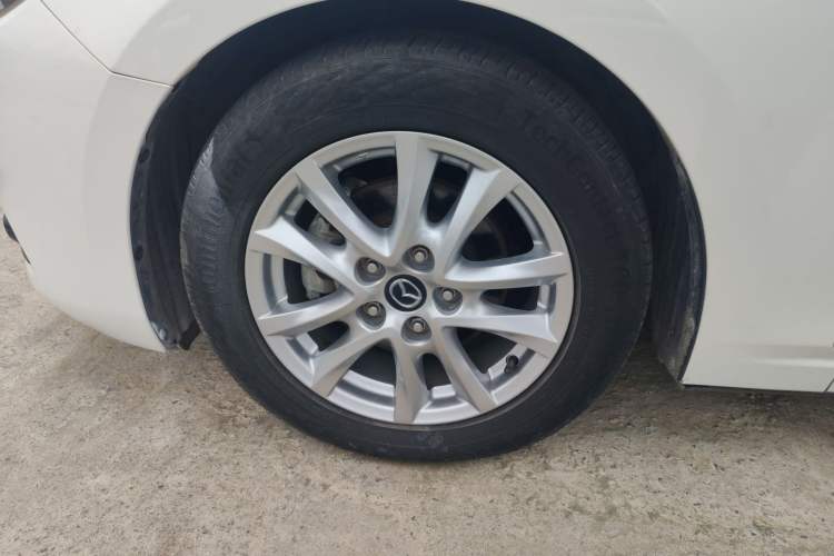 Used Mazda 3 Axela 2017 Sedan 1.5L Automatic Luxury Model Emission Standard China V Left Front Wheel Hub