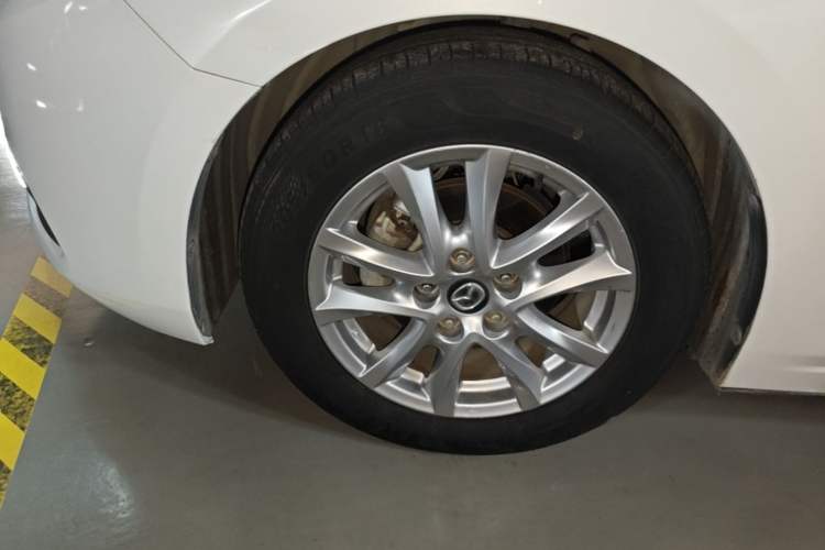 Used Mazda 3 Axela 2017 Sedan 1.5L Automatic Comfort Model Emission Standard China V Left Front Wheel Hub