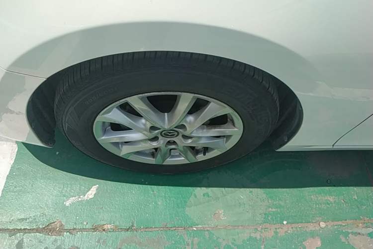 Used Mazda 3 Axela 2017 Sedan 1.5L Automatic Comfort Model Emission Standard China V Left Front Wheel Hub