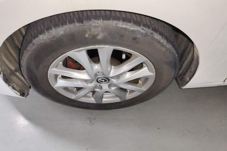 Used Mazda 3 Axela 2017 Sedan 1.5L Automatic Comfort Model Emission Standard China V Left Front Wheel Hub