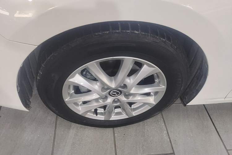 Used Mazda 3 Axela 2017 Sedan 1.5L Automatic Comfort Model Emission Standard China V Left Front Wheel Hub