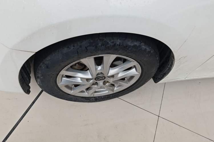 Used Mazda 3 Axela 2017 Sedan 1.5L Automatic Comfort Model Emission Standard China V Left Front Wheel Hub