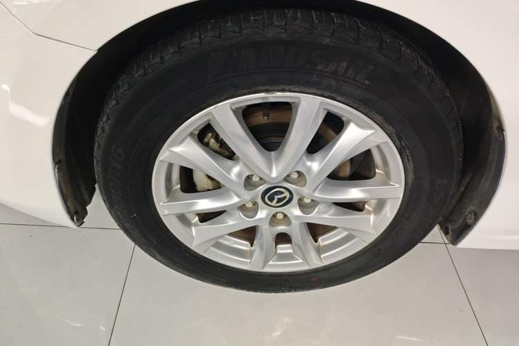 Used Mazda 3 Axela 2017 Sedan 1.5L Automatic Comfort Model Emission Standard China V Left Front Wheel Hub