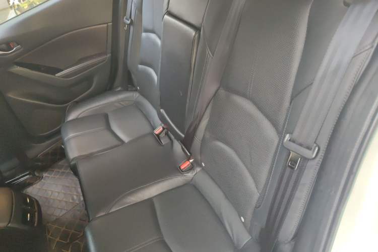 Used Mazda 3 Axela 2017 Sedan 2.0L Automatic Prestige Model China V Standard Left Rear Seat