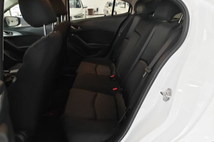 Used Mazda 3 Axela 2017 Sedan 1.5L Automatic Comfort Model Emission Standard China V Left Rear Seat