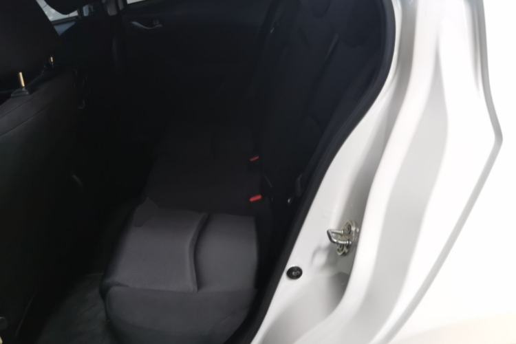 Used Mazda 3 Axela 2017 Sedan 1.5L Automatic Comfort Model Emission Standard China V Left Rear Seat