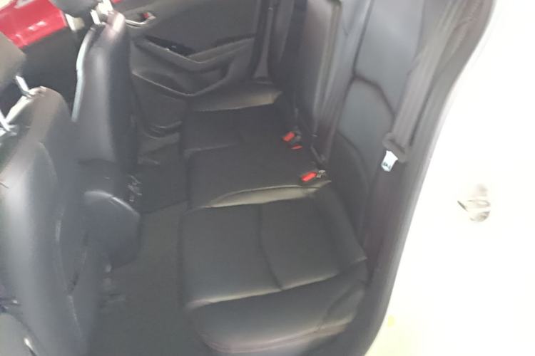 Used Mazda 3 Axela 2017 Sedan 1.5L Automatic Luxury Model Emission Standard China V Left Rear Seat