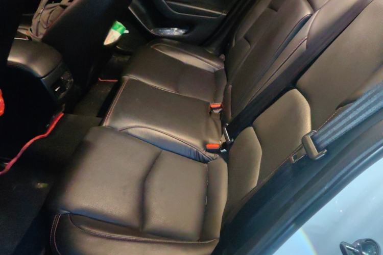 Used Mazda 3 Axela 2017 Sedan 1.5L Automatic Luxury Model China VI Standard Left Rear Seat