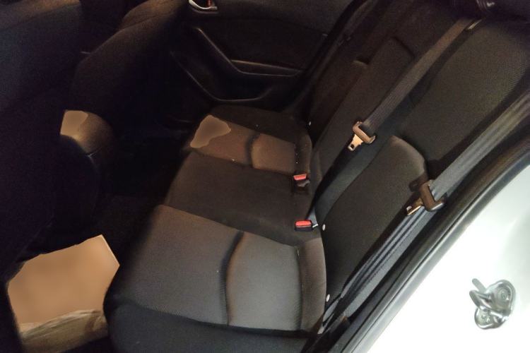 Used Mazda 3 Axela 2017 Hatchback 1.5L Automatic Comfort Model China VI Standard Left Rear Seat