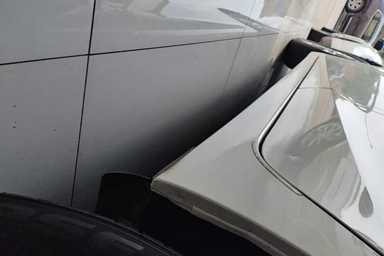 Used Mazda 3 Axela 2017 Sedan 1.5L Automatic Luxury Model Emission Standard China V Left Side Sill