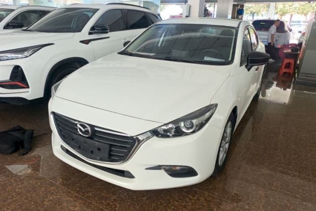 Used Mazda 3 Axela 2017 Sedan 1.5L Automatic Comfort Model Emission Standard China V