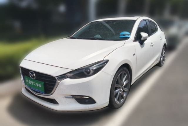 Used Mazda 3 Axela 2017 Hatchback 2.0L Automatic Luxury Model Emission Standard China V