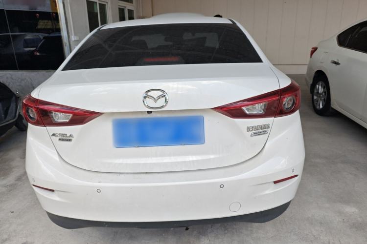 Used Mazda 3 Axela 2017 Sedan 2.0L Automatic Flagship Model China V Standard Rear