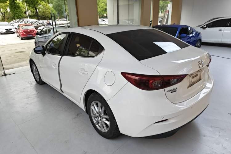 Used Mazda 3 Axela 2017 Sedan 1.5L Automatic Luxury Model Emission Standard China V Rear Left 45 Deg
