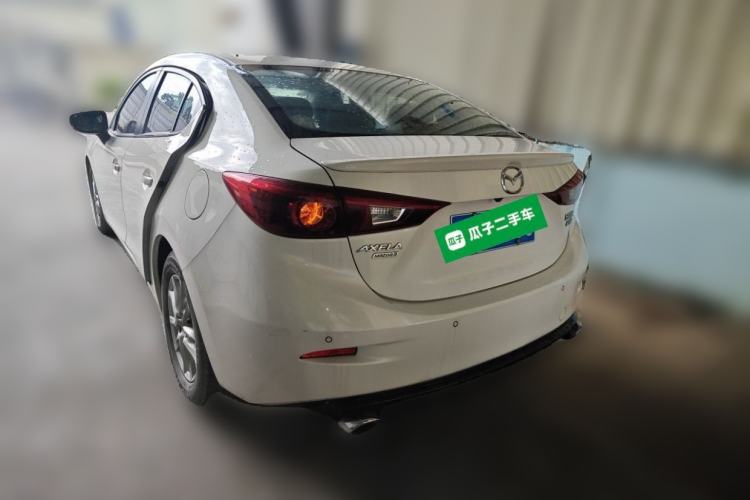 Used Mazda 3 Axela 2017 Sedan 1.5L Automatic Luxury Model China VI Standard Rear Left 45 Deg