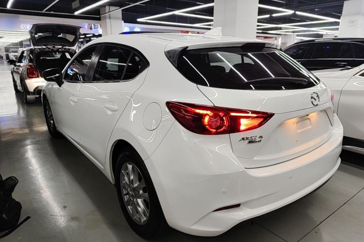 Used Mazda 3 Axela 2017 Hatchback 1.5L Automatic Luxury Model Emission Standard China V Rear Left 45 Deg