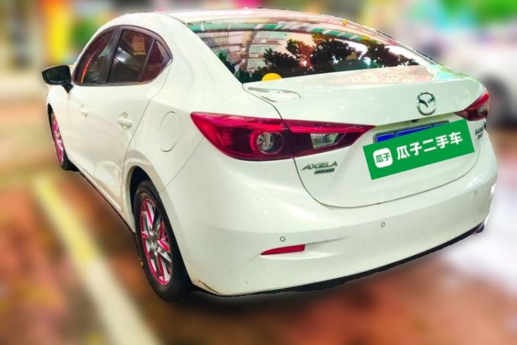 Used Mazda 3 Axela 2017 Sedan 1.5L Automatic Luxury Model China VI Standard Rear Left 45 Deg
