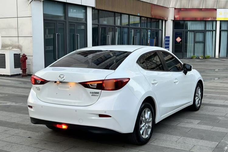 Used Mazda 3 Axela 2017 Sedan 1.5L Manual Luxury Model Emission Standard China V Rear Right 45 Deg