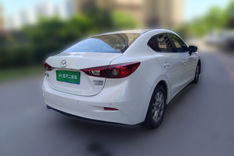 Used Mazda 3 Axela 2017 Sedan 1.5L Manual Comfort Model China VI Standard Rear Right 45 Deg