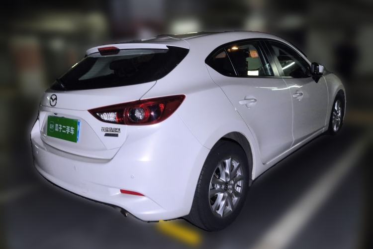 Used Mazda 3 Axela 2017 Hatchback 1.5L Automatic Luxury Model Emission Standard China V Rear Right 45 Deg