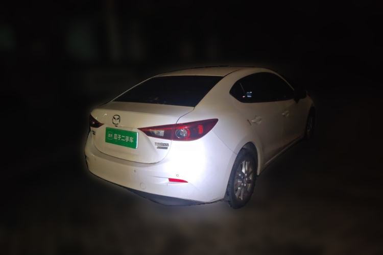 Used Mazda 3 Axela 2017 Sedan 1.5L Automatic Luxury Model China VI Standard Rear Right 45 Deg