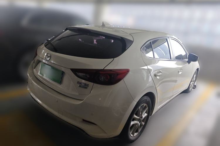 Used Mazda 3 Axela 2017 Hatchback 1.5L Automatic Luxury Model Emission Standard China V Rear Right 45 Deg