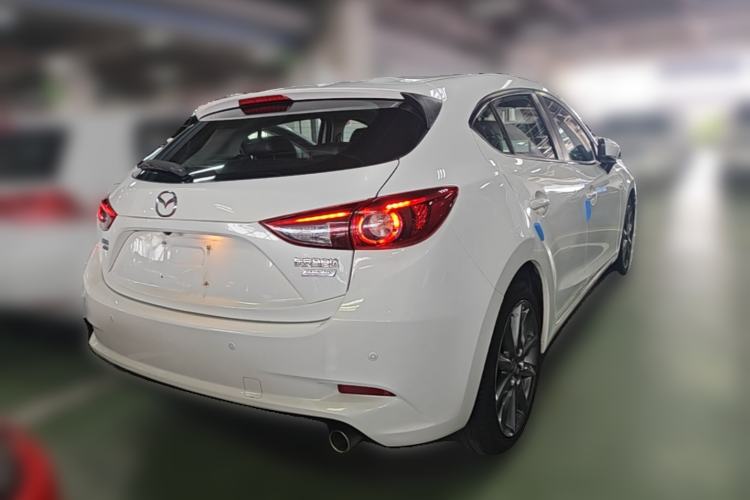Used Mazda 3 Axela 2017 Hatchback 2.0L Automatic Sport Model China V Emission Standard Rear Right 45 Deg