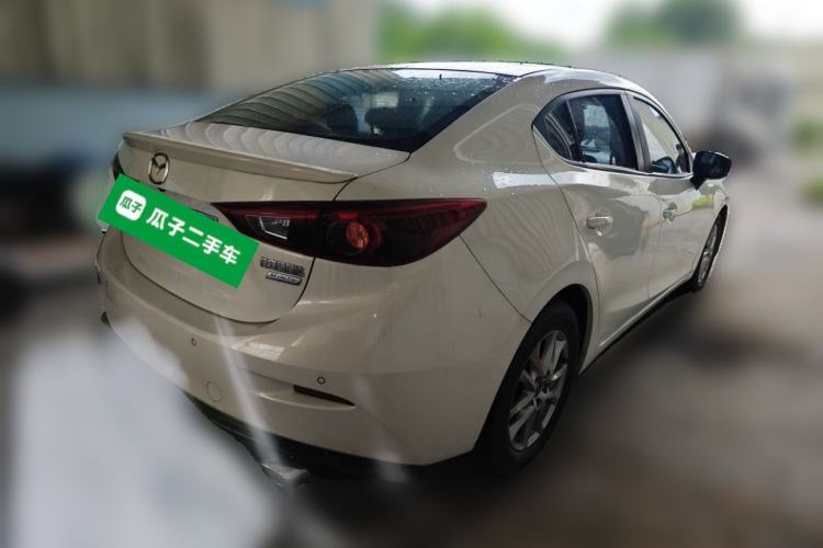 Used Mazda 3 Axela 2017 Sedan 1.5L Automatic Luxury Model China VI Standard Rear Right 45 Deg