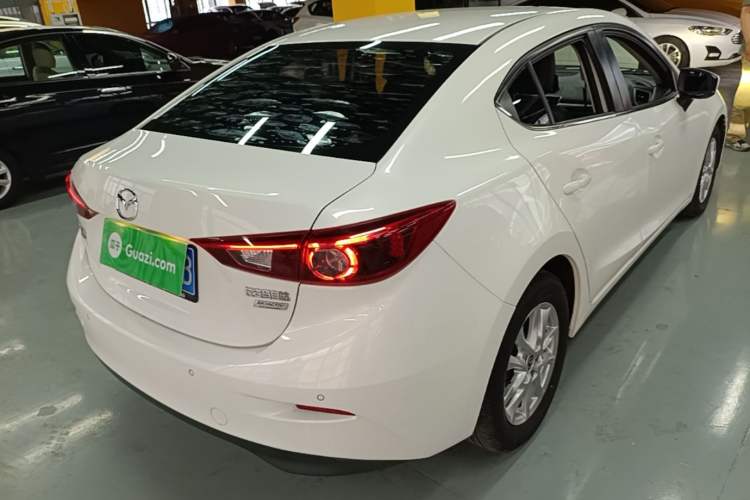 Used Mazda 3 Axela 2017 Sedan 1.5L Automatic Luxury Model Emission Standard China V Rear Right 45 Deg