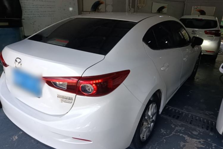 Used Mazda 3 Axela 2017 Sedan 1.5L Automatic Luxury Model Emission Standard China V Rear Right 45 Deg